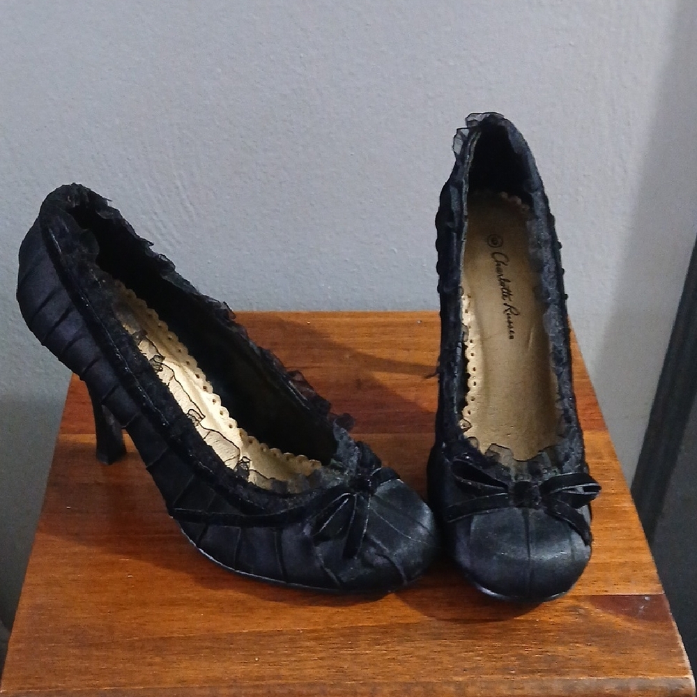 Black Heels with Bow And Lace Detail